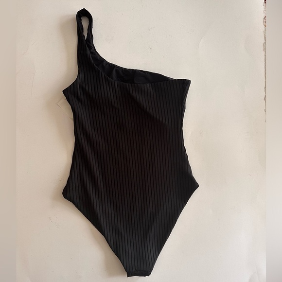NEW MELISSA ODABASH palermo ribbed swimsuit in black ribbed - Picture 5 of 7